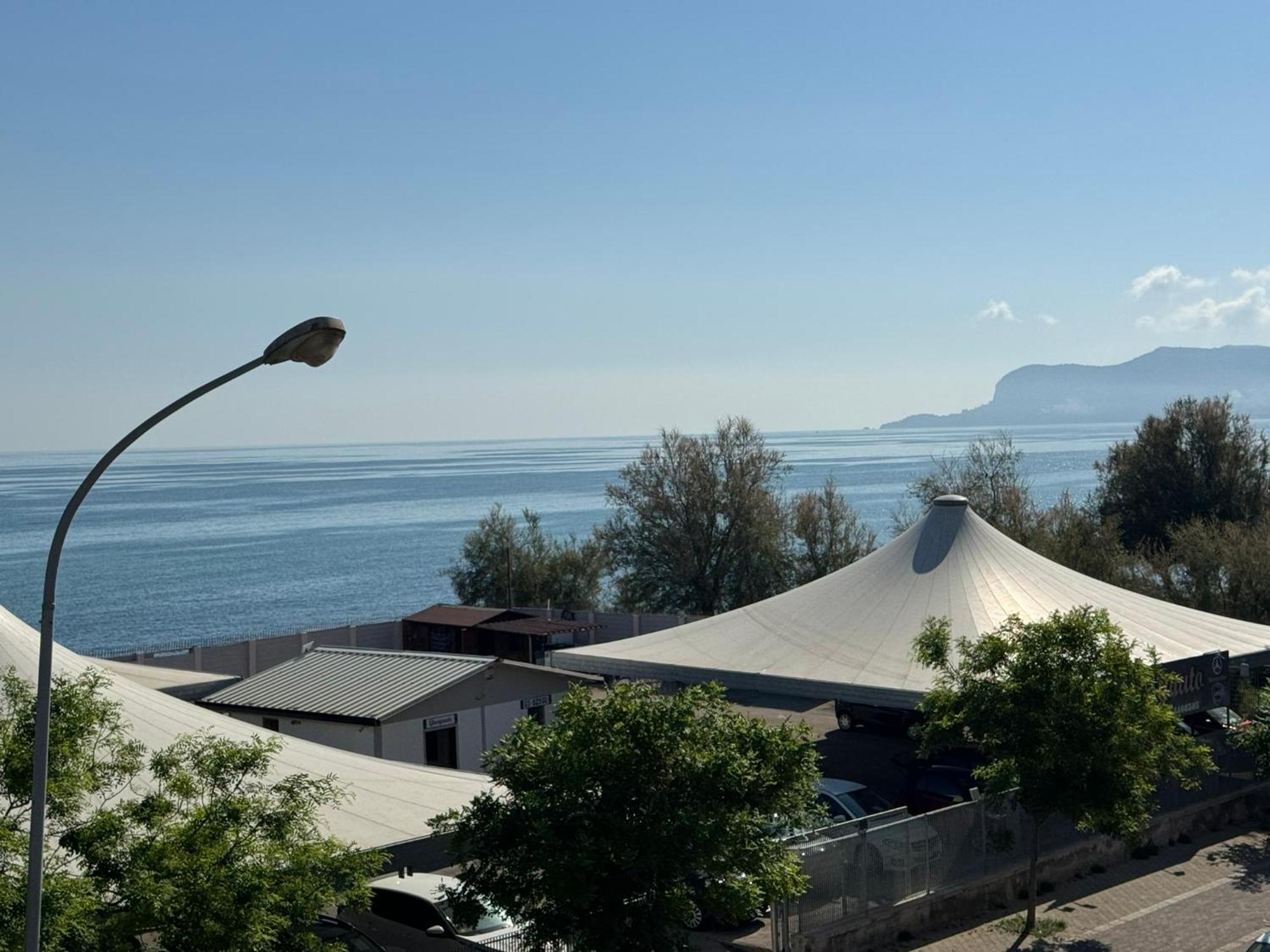 Guest house Domus Fysi *