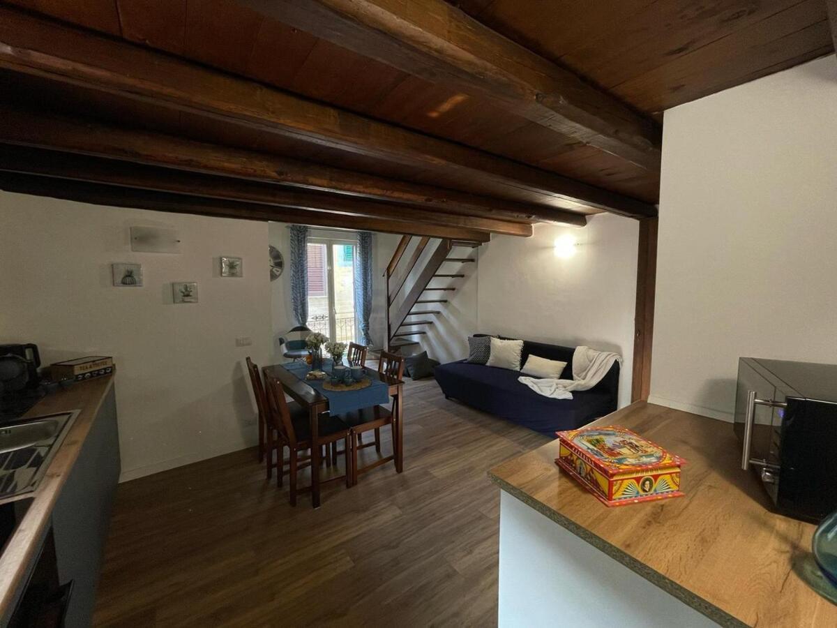 Apartment Casa Di Reginaldo Al Capo Palermo