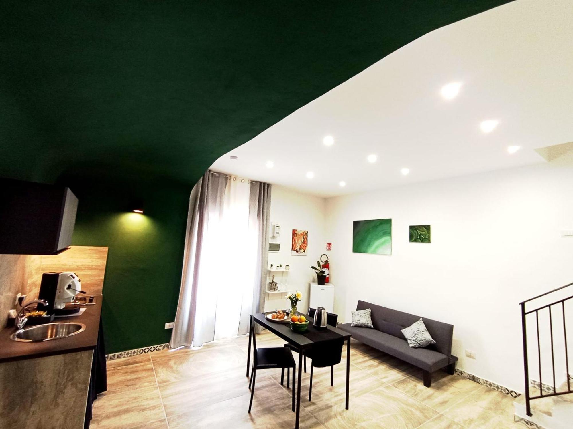Demasiantval House * Palermo