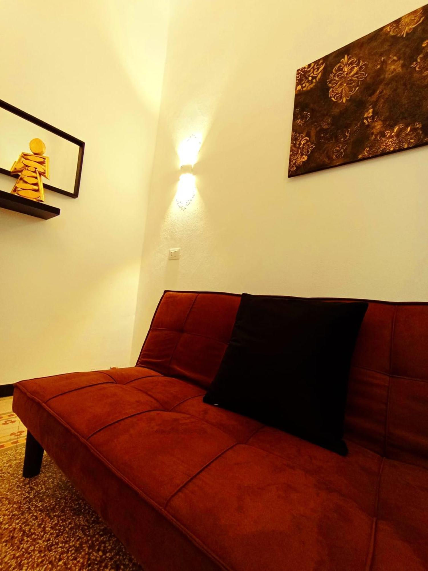 Demasiantval House Palermo