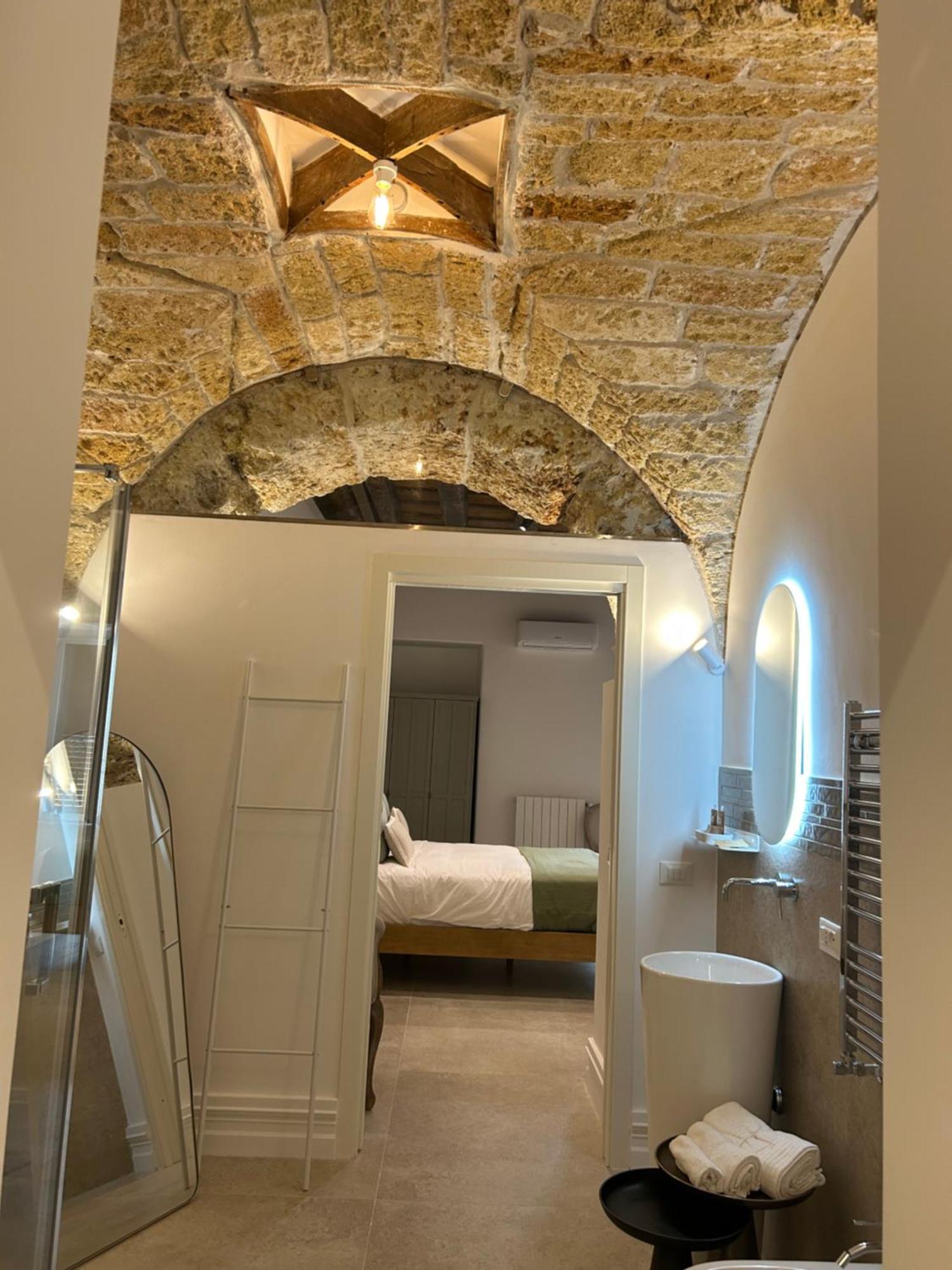 Addimura Guest house