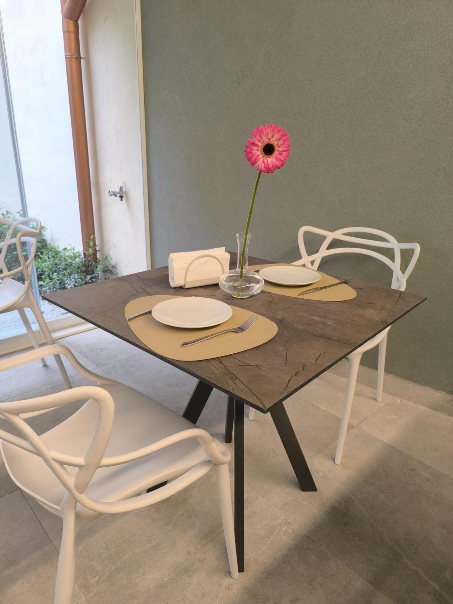 Hrd Luxury Guest house