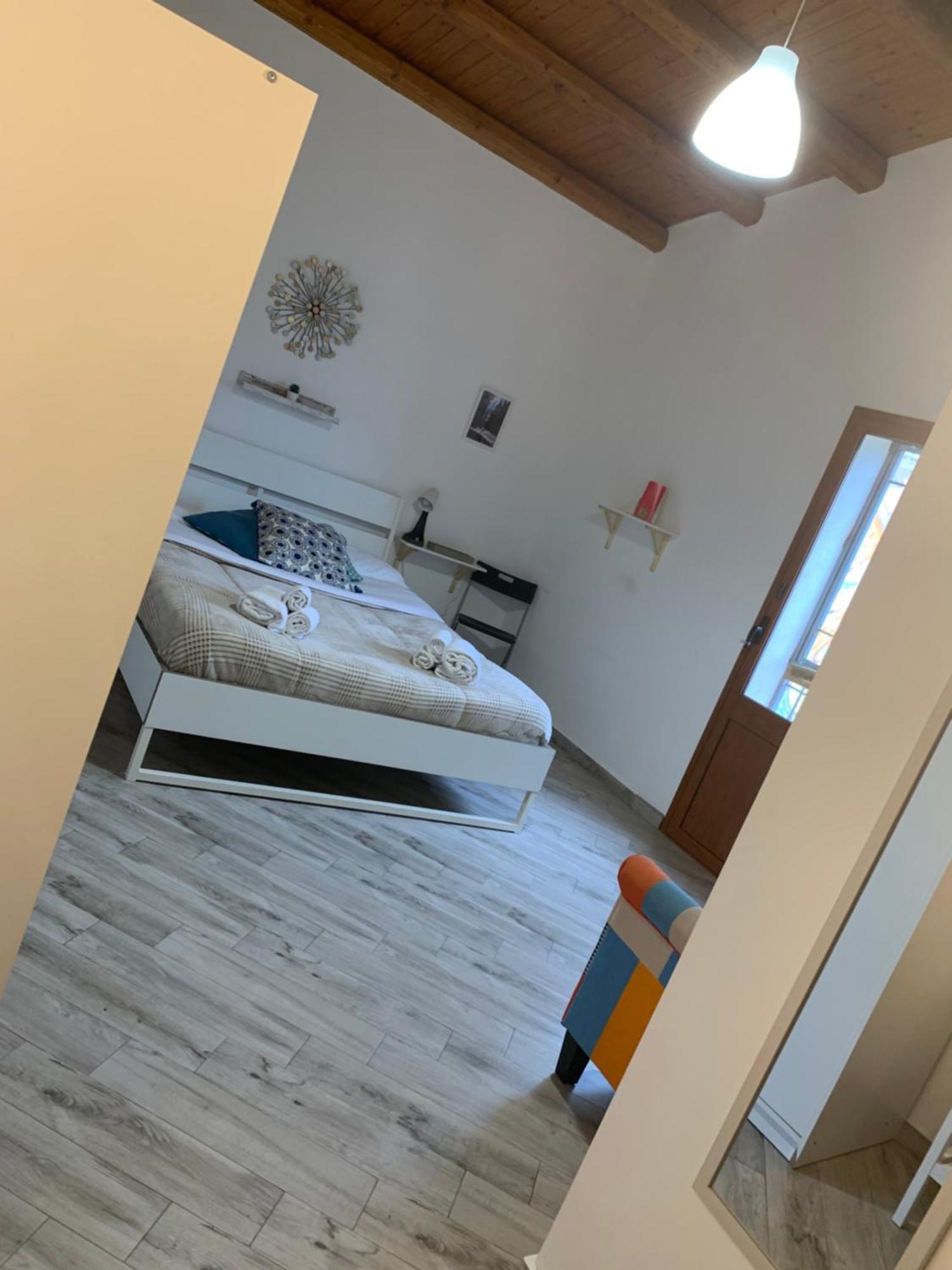 Apartment Risvegliarsi A Danisinni Palermo
