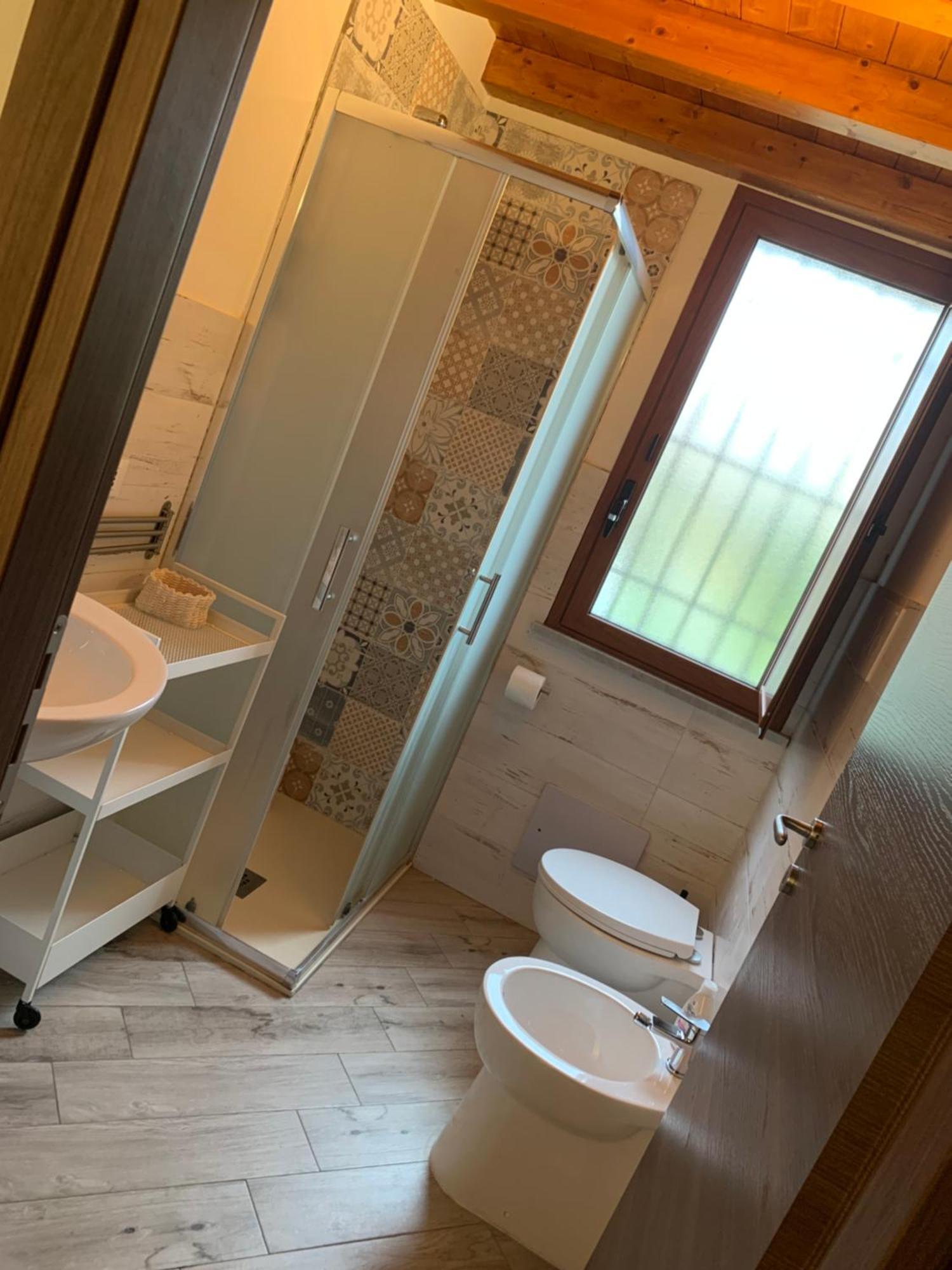 Risvegliarsi A Danisinni Apartment *
