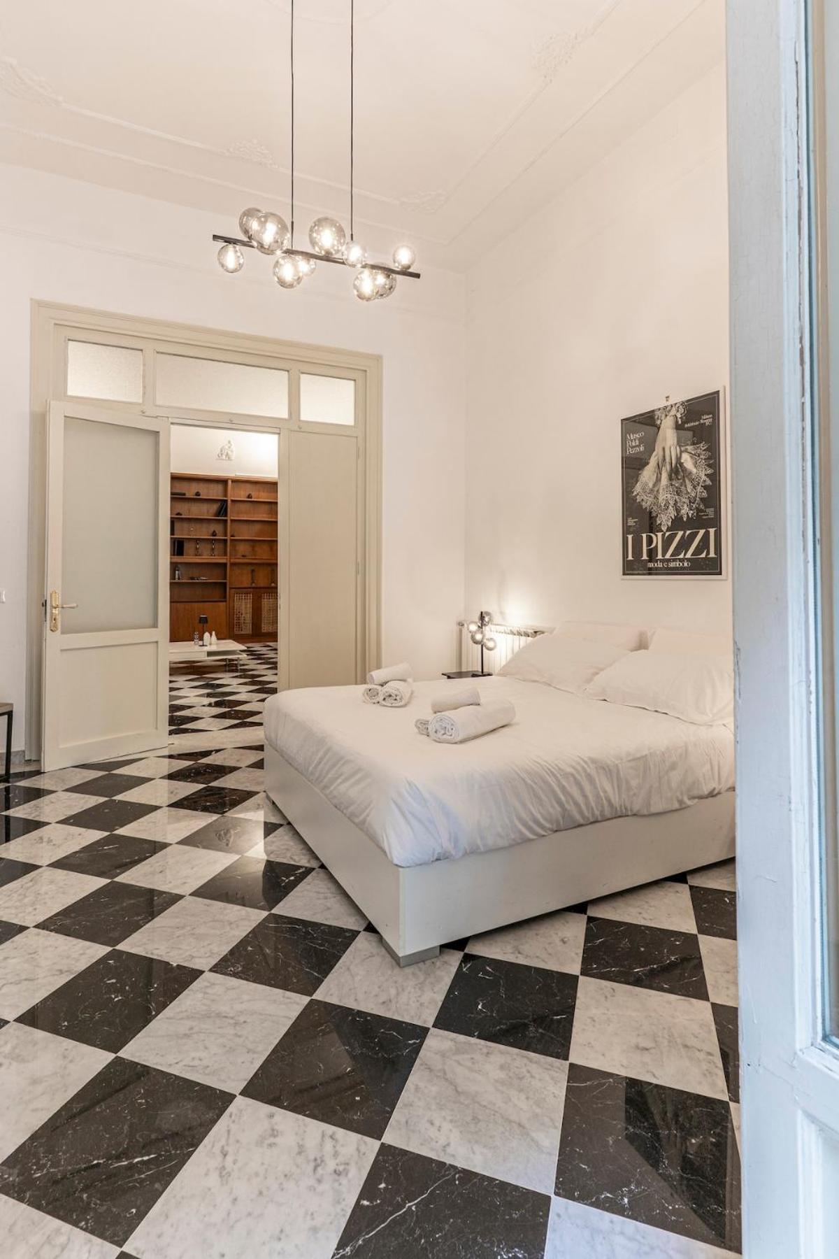 Apartment Large Two-room Within Walking Distance Of The Teatro Massimo Palermo