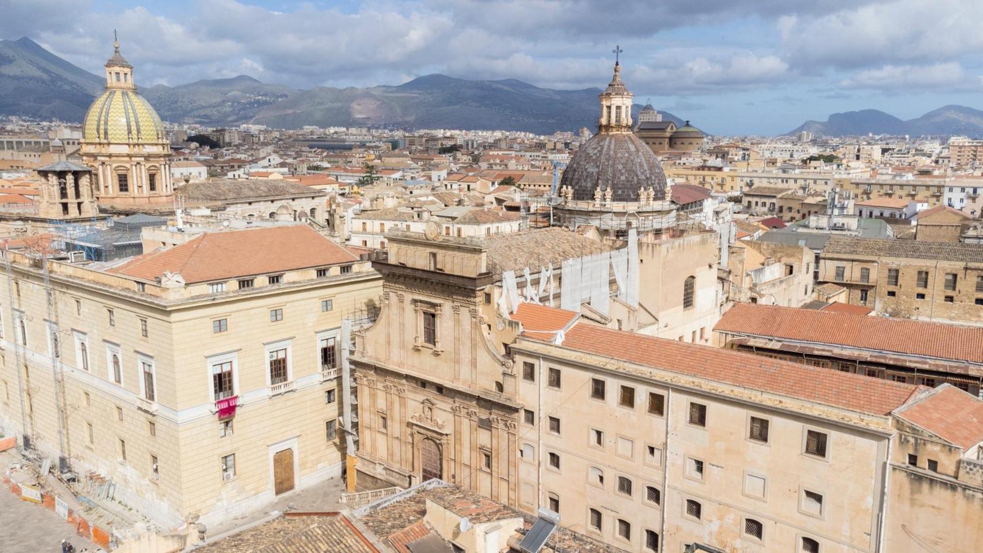 Palazzo Valguarnera - & Luxury *