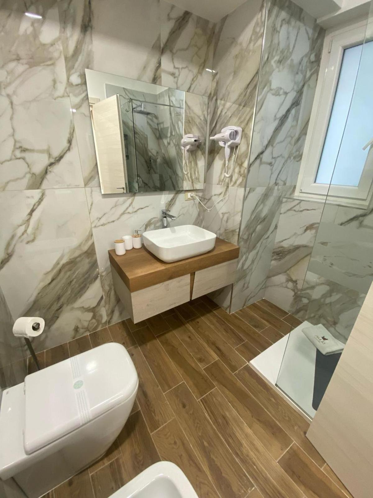 Amuri Luxury Centro Guest house
