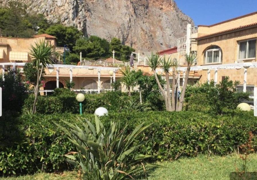 Mondello 50 Ashur Apartamento