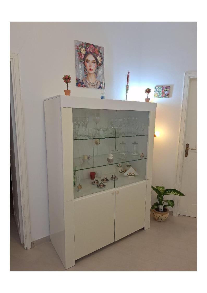 Mondello 50 Ashur Apartamento *