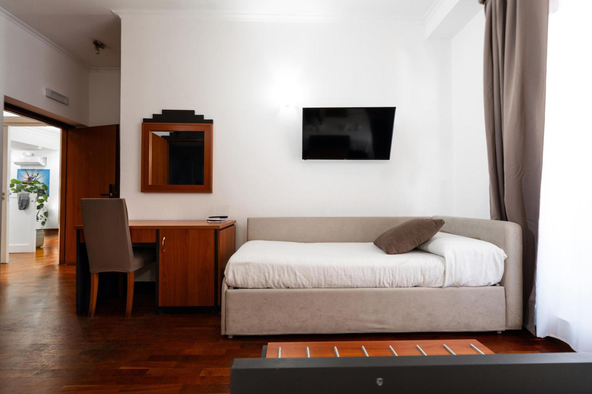 Hotel Center 2*