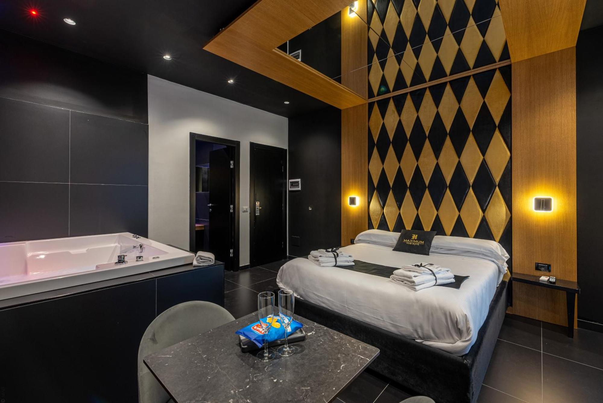 Maximum Hub Suite&spa
