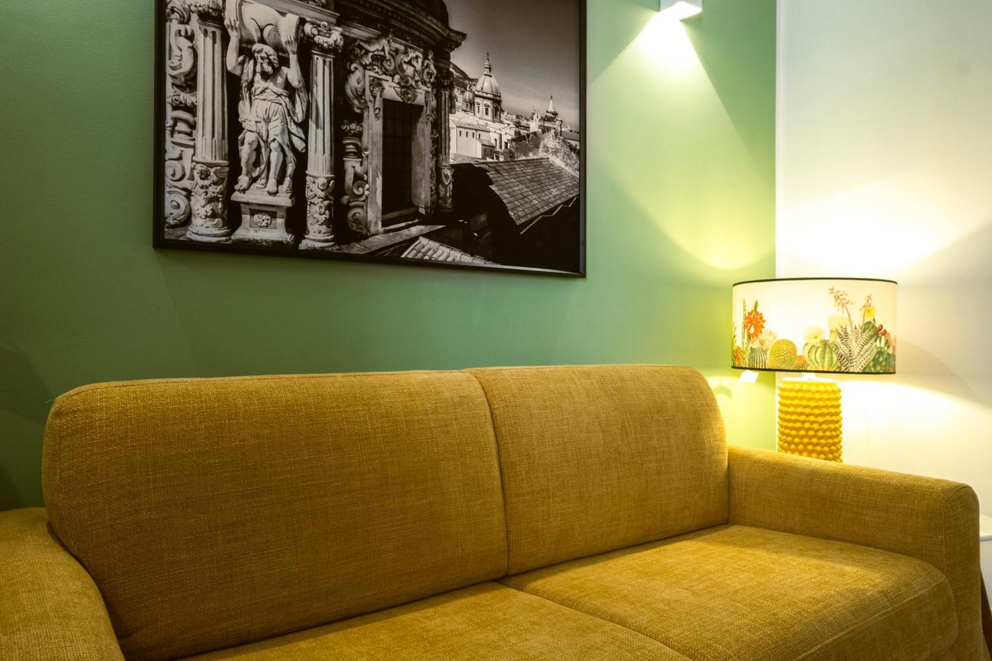 Royal House Apartment *