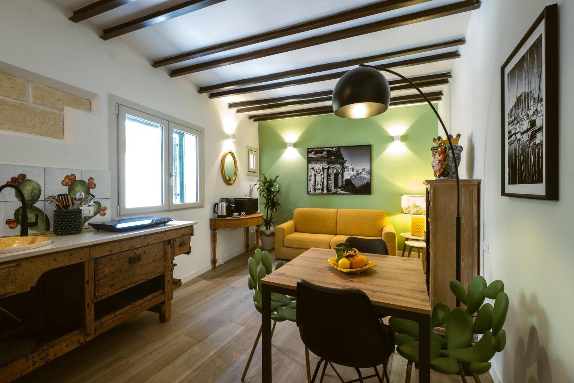 Apartment Royal House *