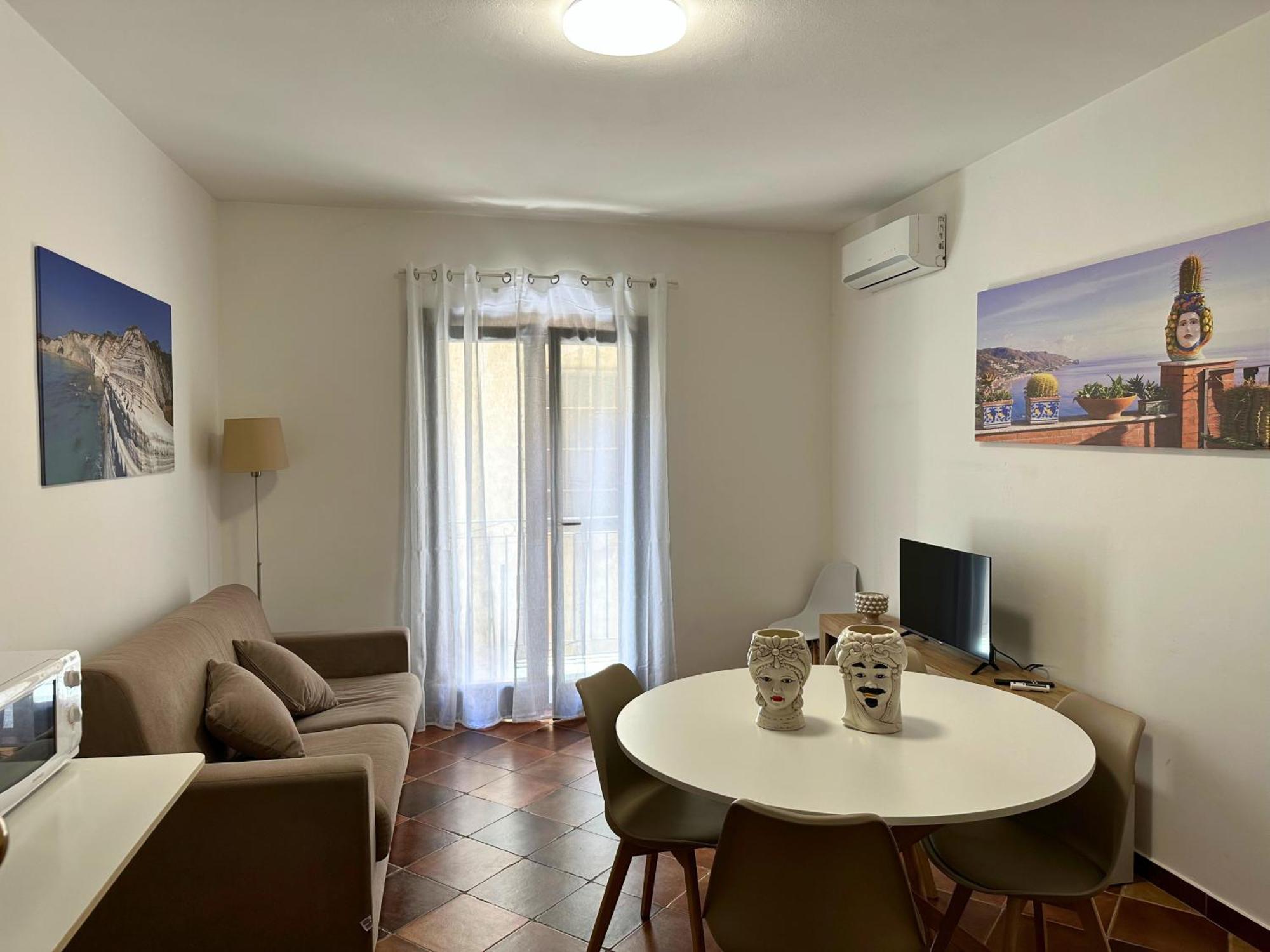 Appartamenti-residence Al Massimo * Palermo