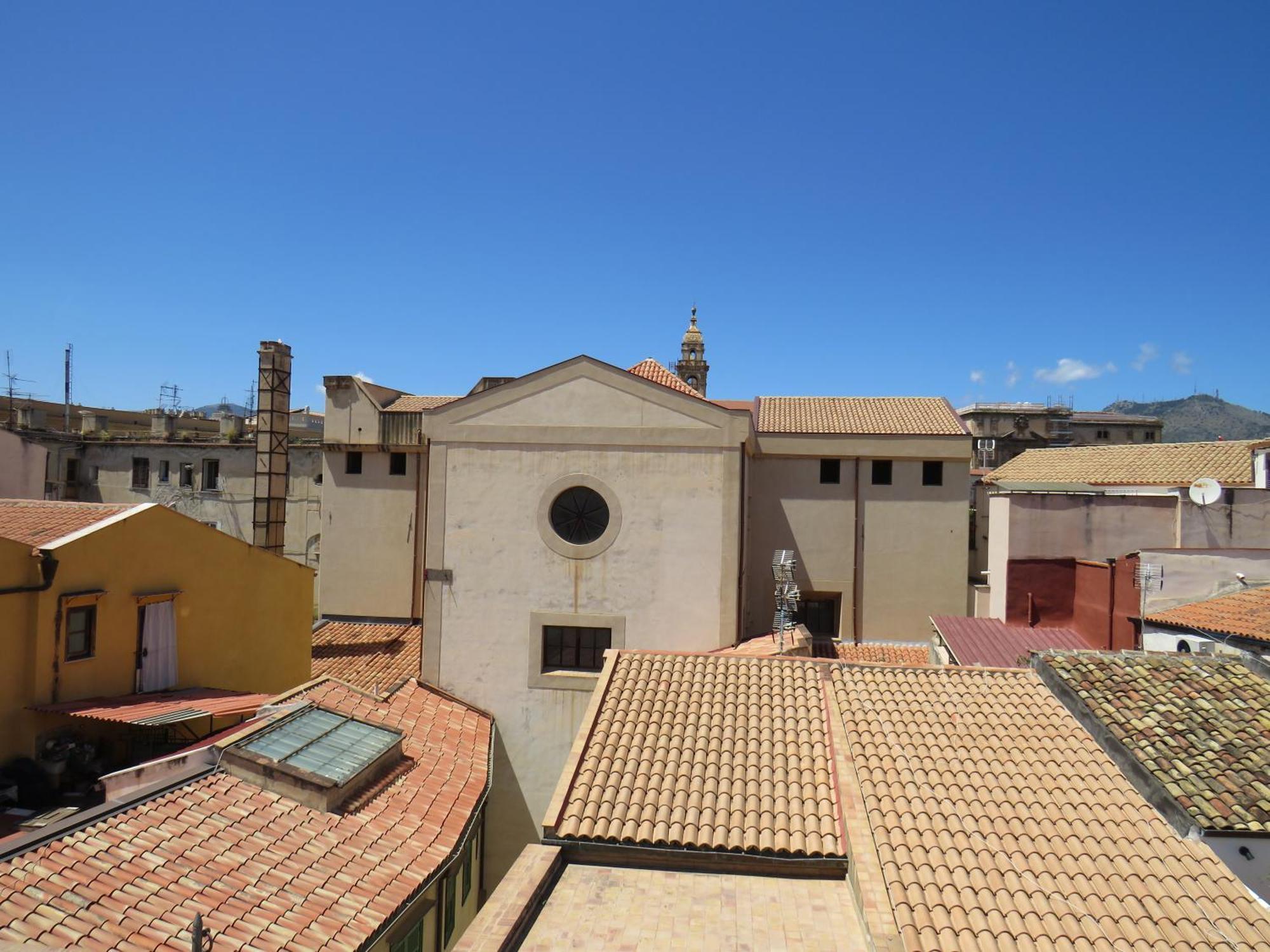 Sunny Loft With Terrace And Jacuzzi In The Centre Apartment Palermo