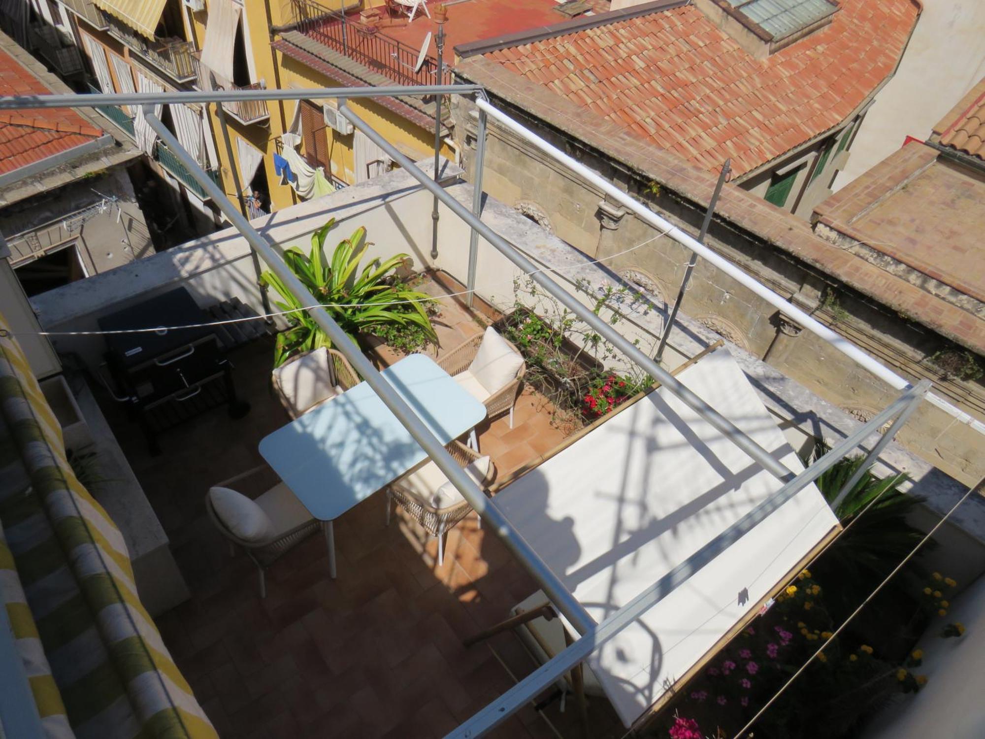 Sunny Loft With Terrace And Jacuzzi In The Centre Apartment