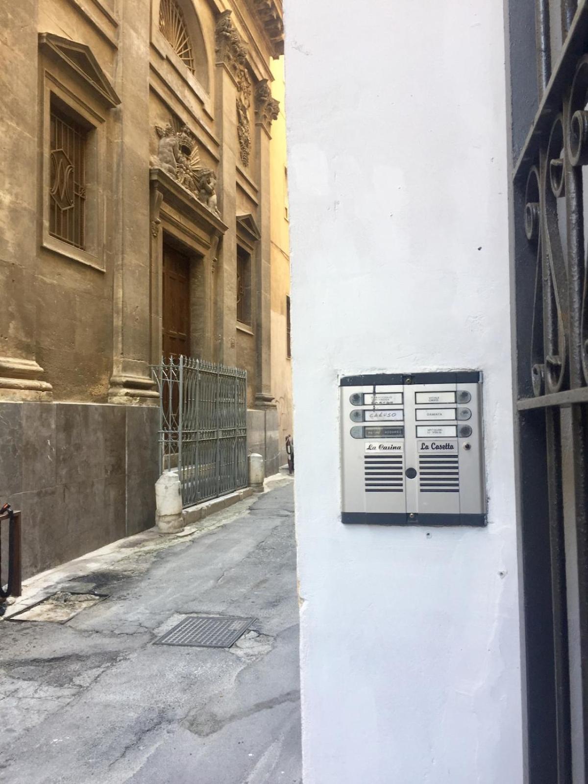 La Casetta Perfetta @ The Cathedral * Palermo