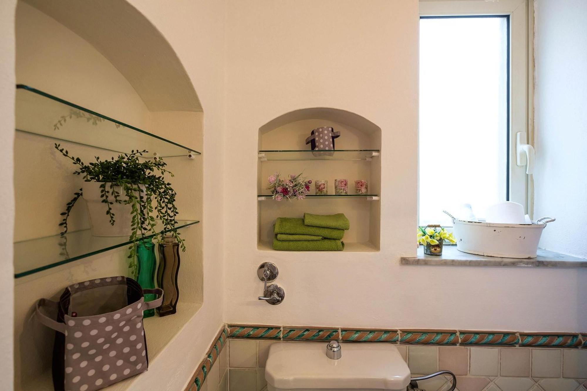 Apartamento In Mit Moeblierter Terrasse Palermo