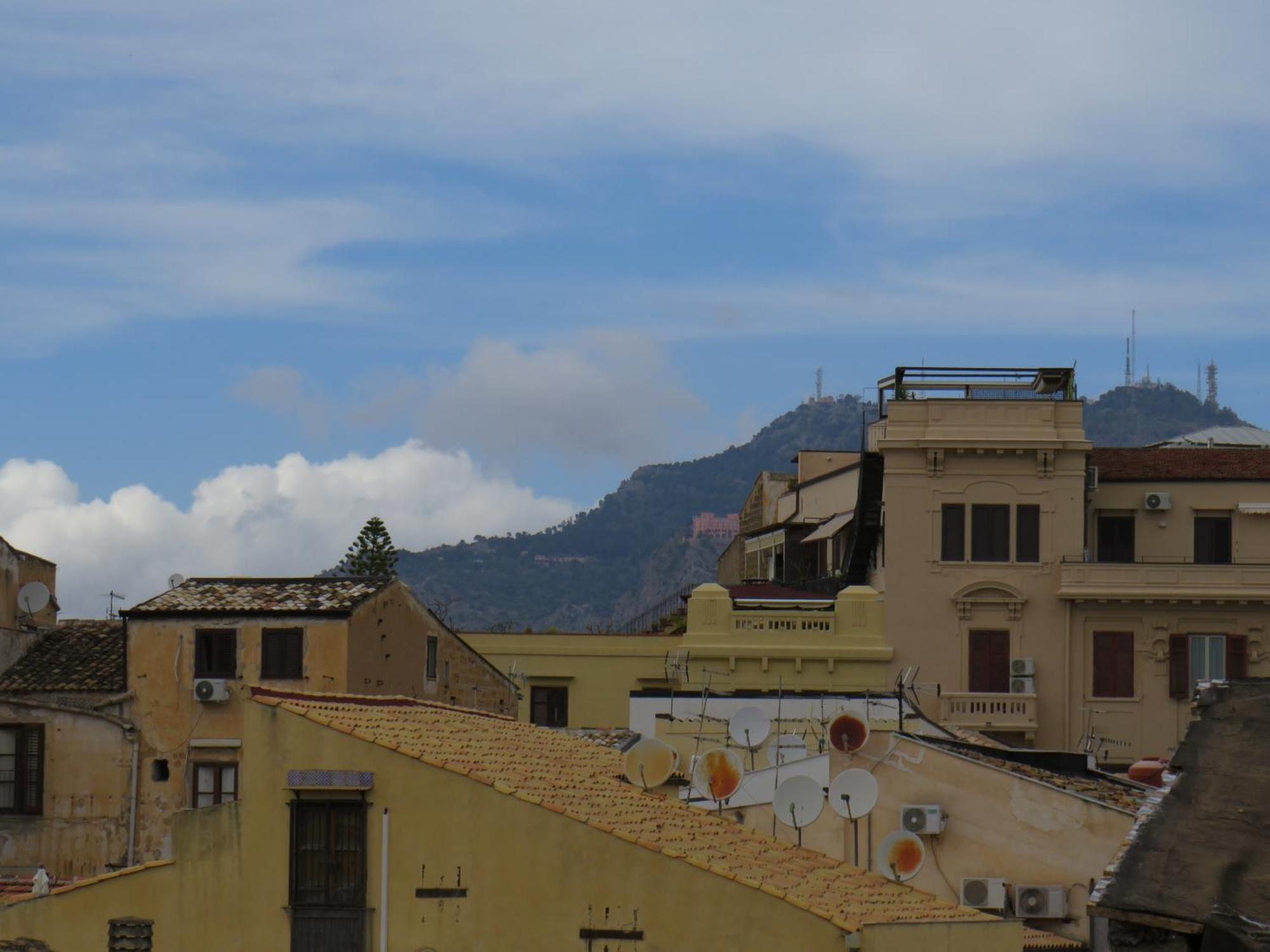 Apartment Awesome Terrace And In The Centre Palermo