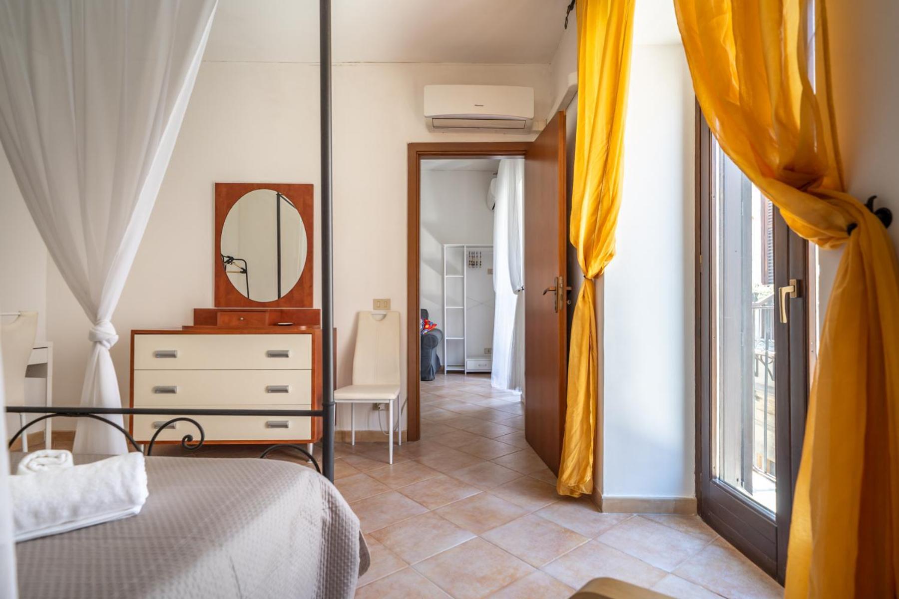 The Cathedral's Hideaway - Casa Giusino Apartment