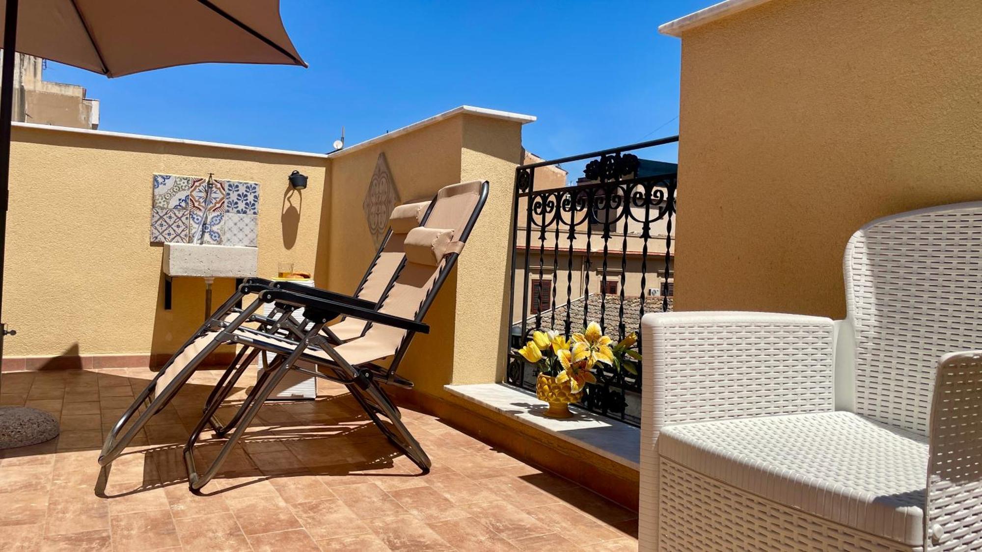 I Mori And Terrace Apartment Palermo