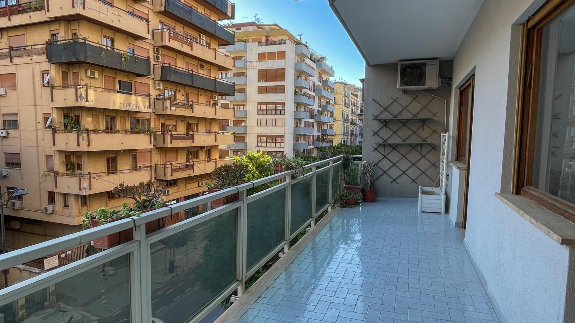 Apartamento Villafranca33 - Politeama Centro *