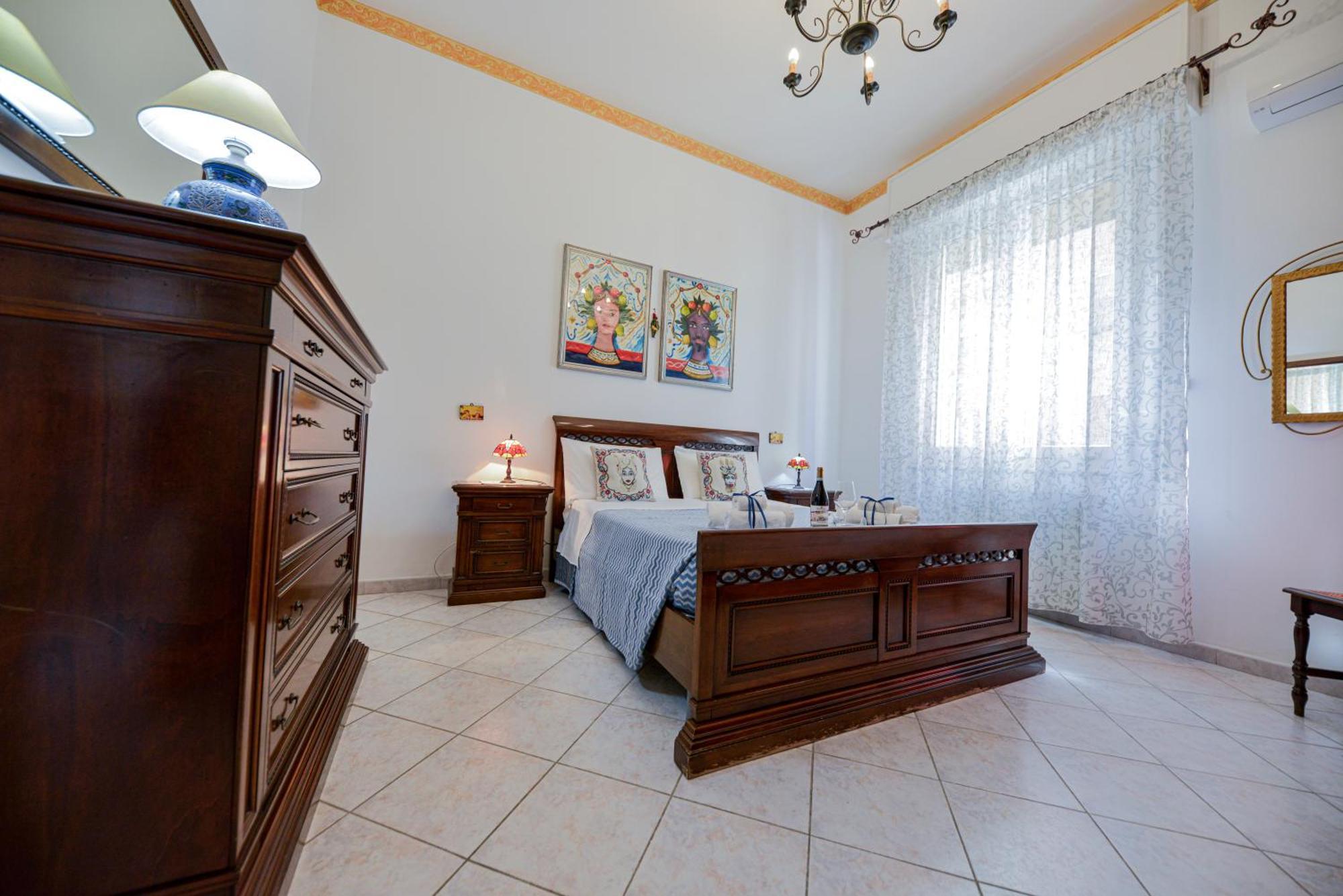 Apartment House Via Napoli Palermo