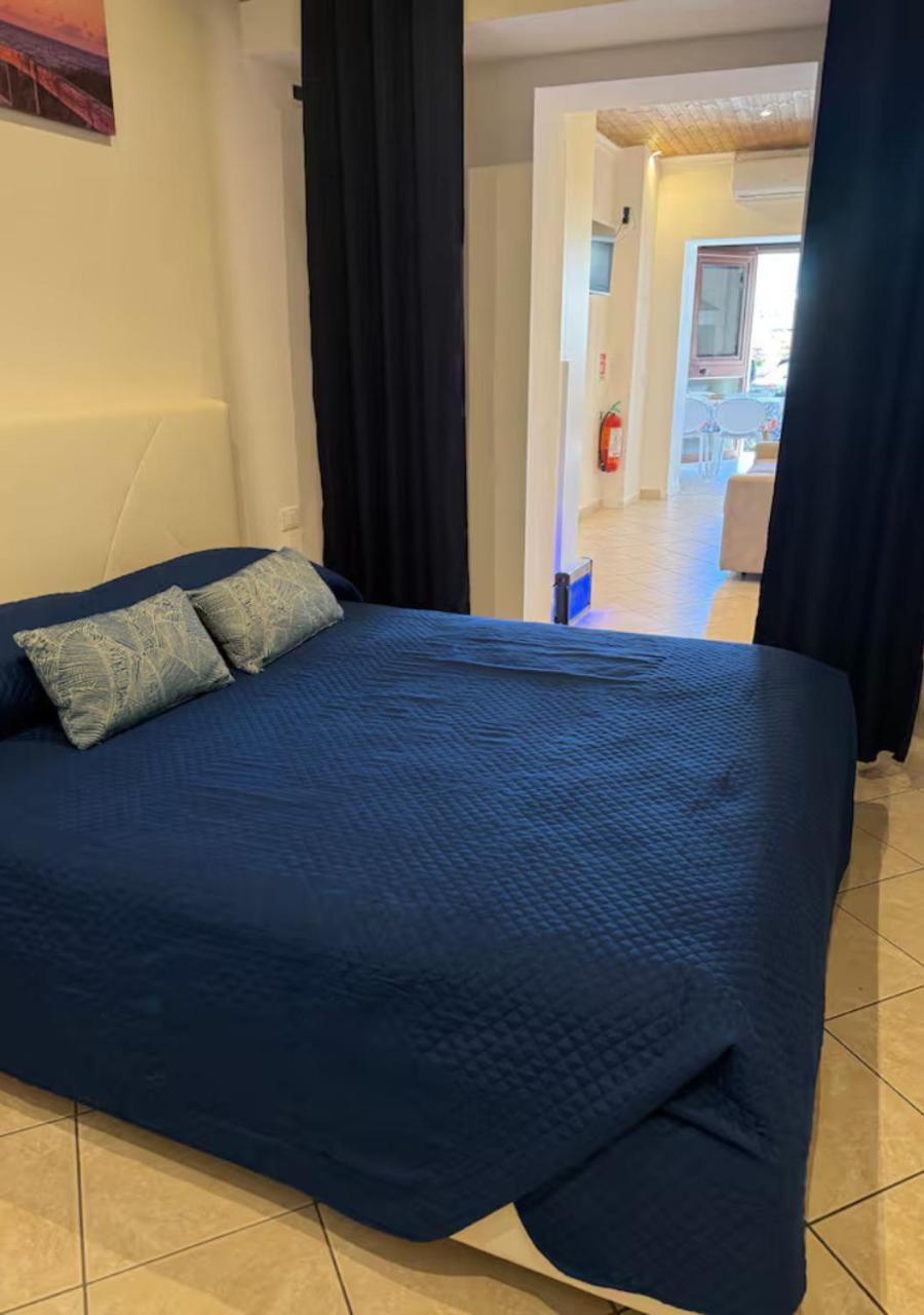 Domussolis - Casa A 2 Passi Dal Mare Appartamento *