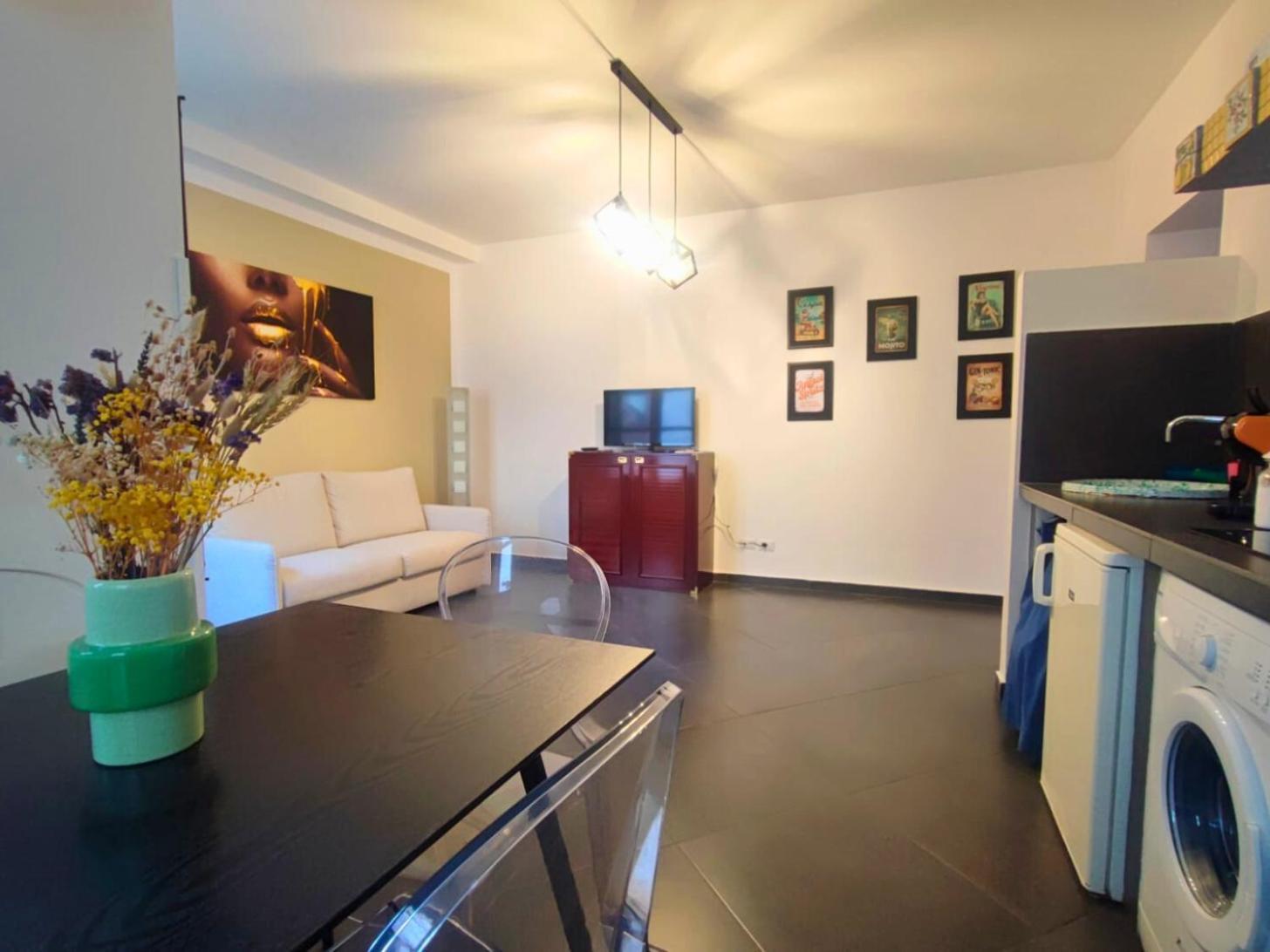 La Residenza Dell' Alloro Apartment *