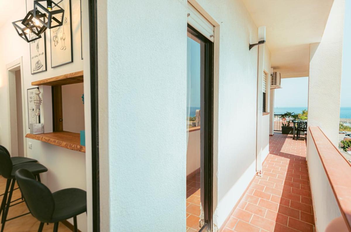 Antonia Apartment-mondello Addaura * Palermo