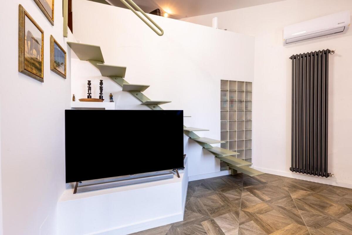 Ibis With Swimming Pool Apartment Palermo