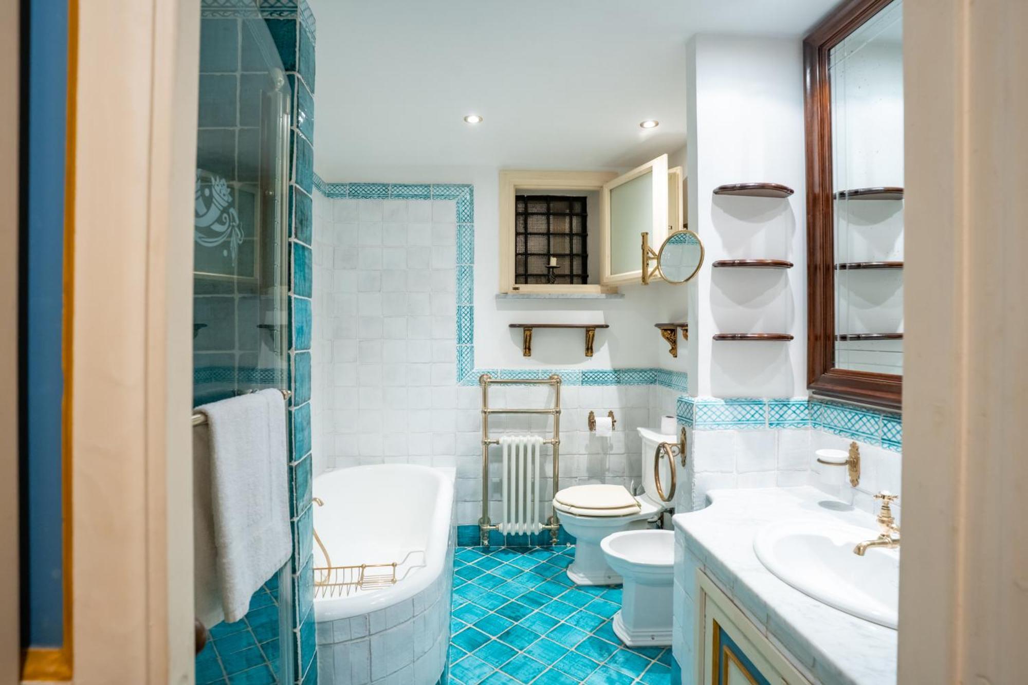 Principe Di Castelnuovo Historical Bed & Breakfast