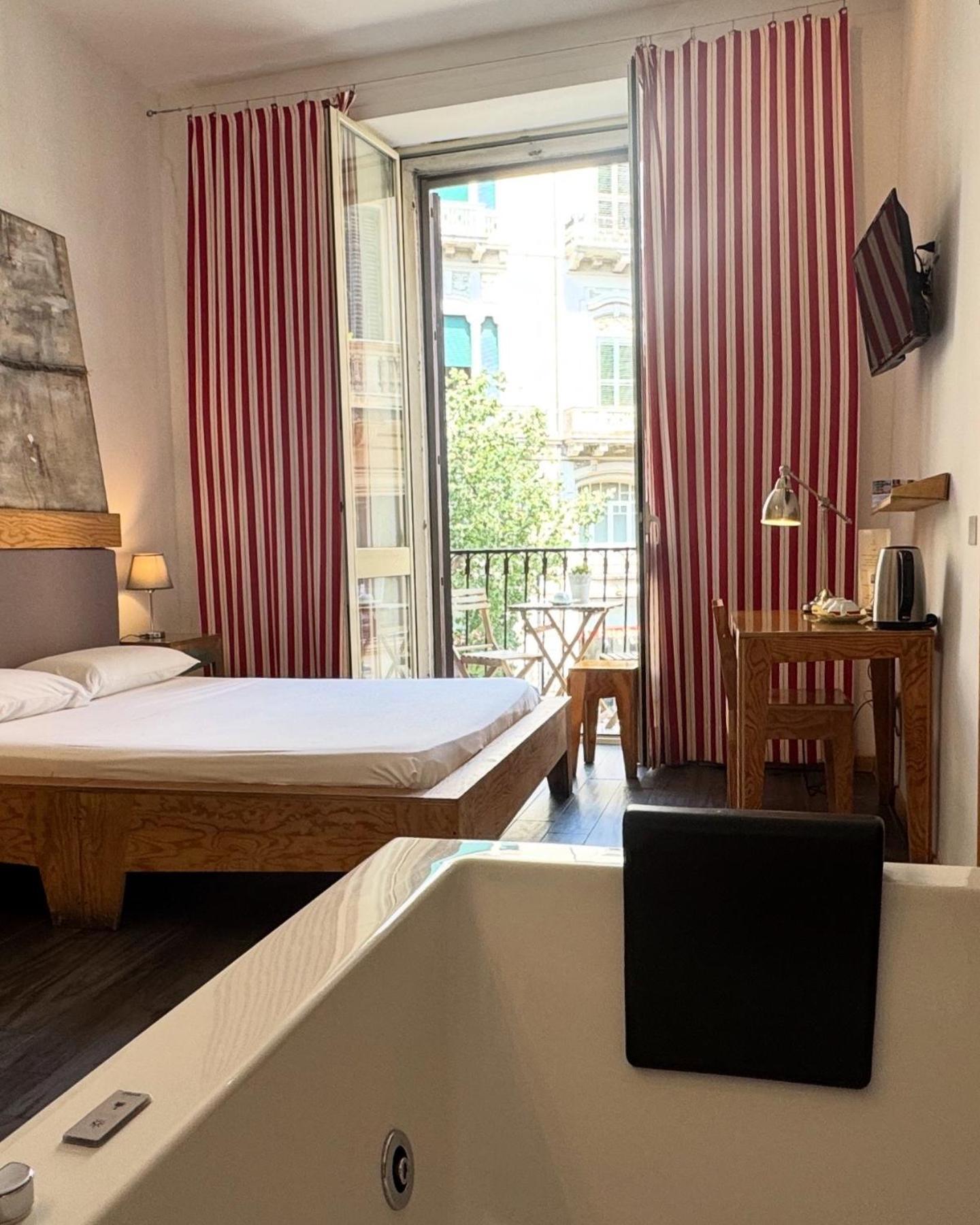 Aquarooms 3*