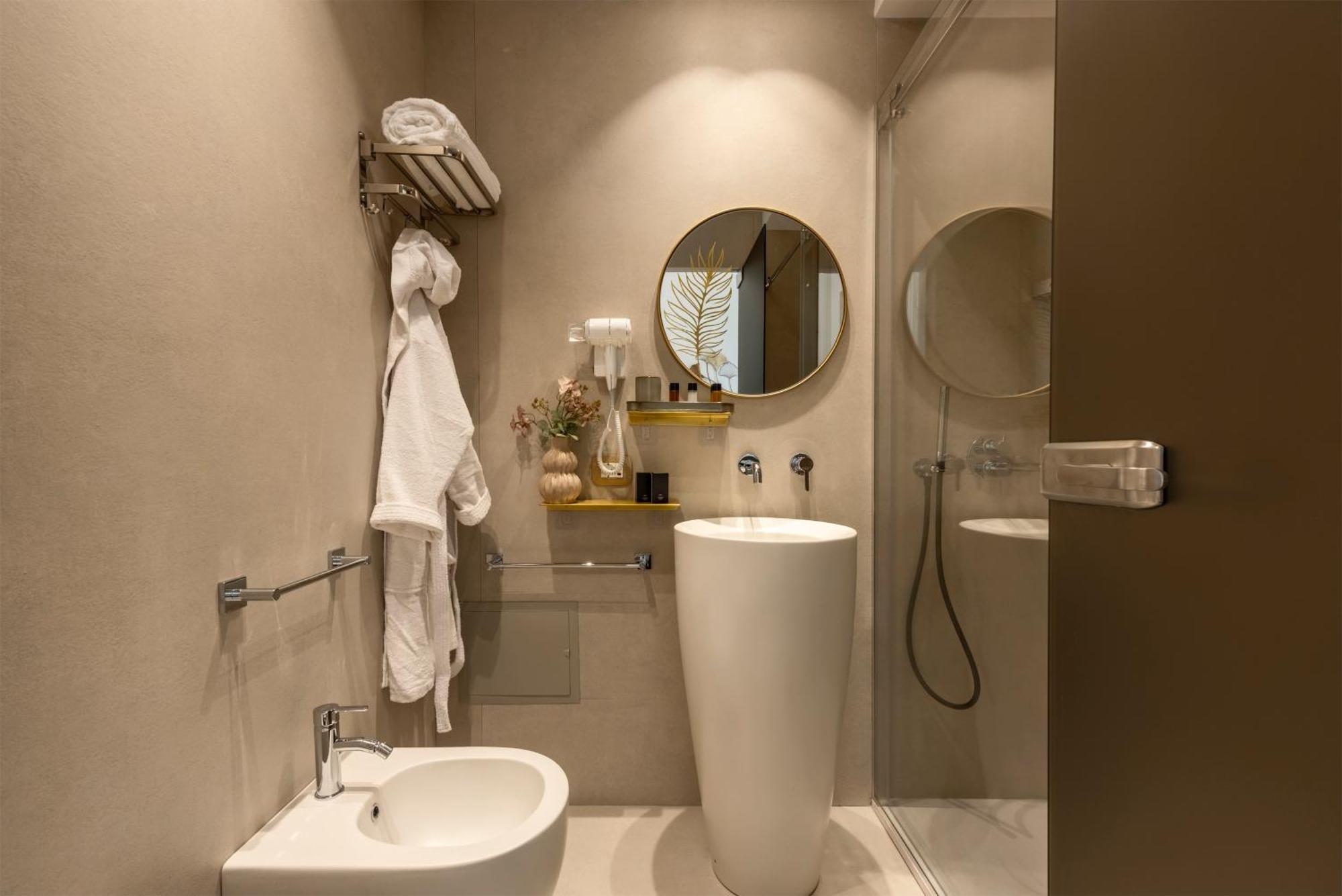 Liberta Hotel *