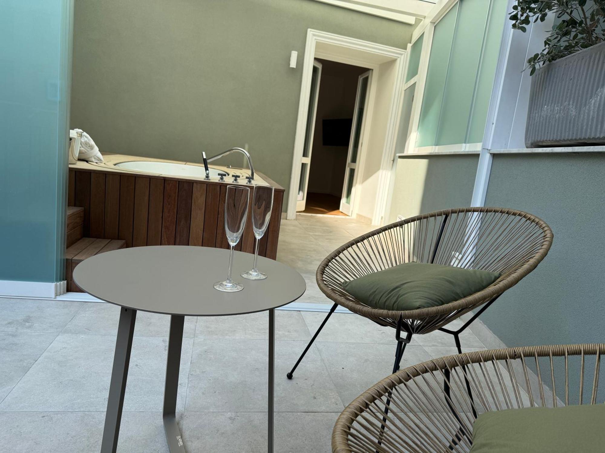 Hrd Luxury Guest house