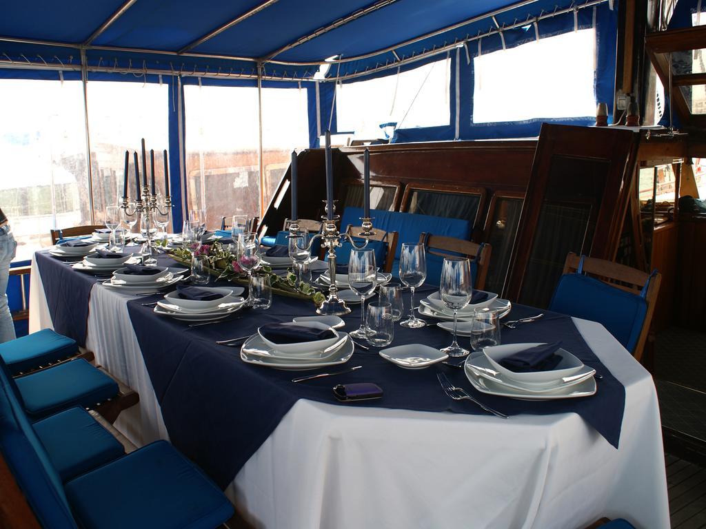 Ariva Ii Botel *