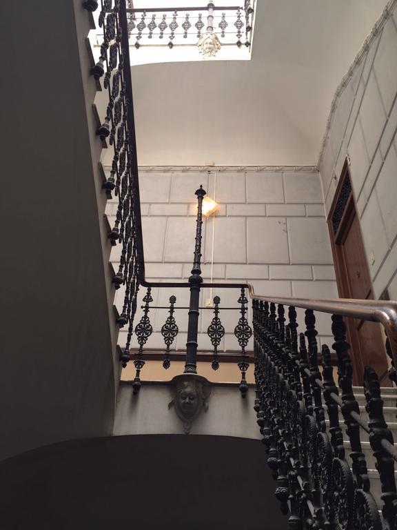 Deco Guest house