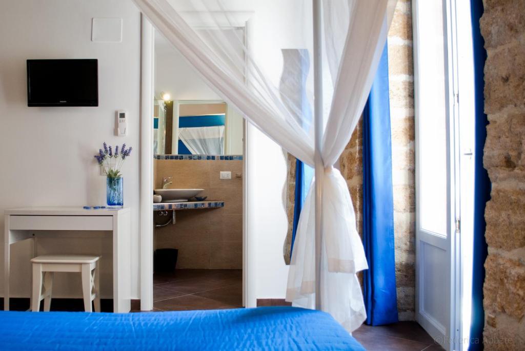 Carella 3*