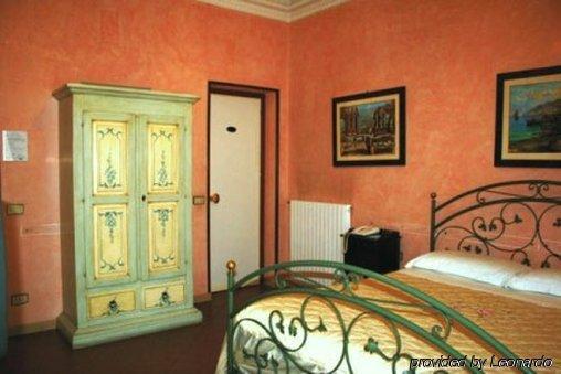 Hotel Joli 3*