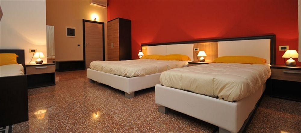 Gli Aristogatti 3* Palermo