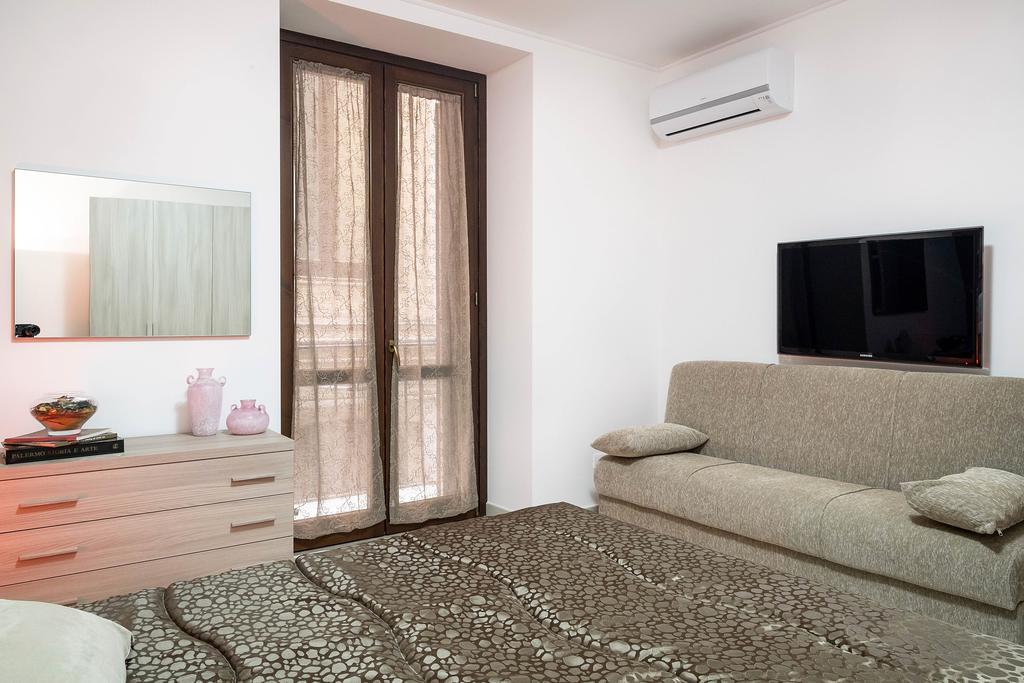 Casa Petra Ai Quattro Canti Apartment *