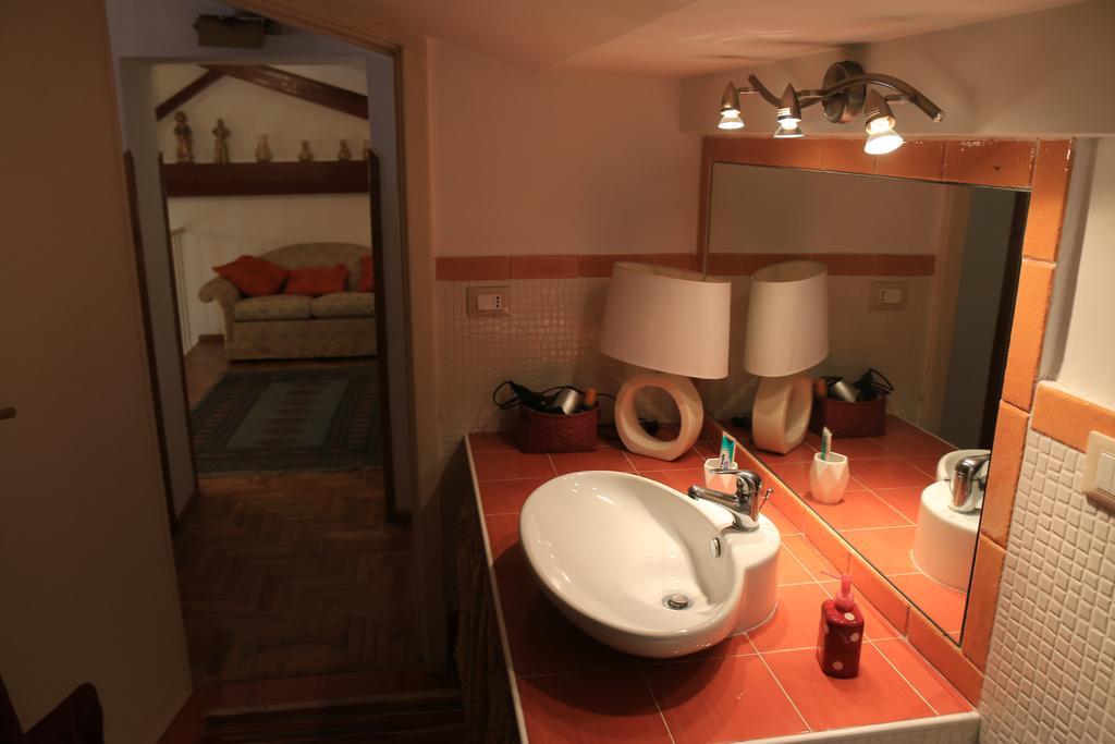 Adele Apartment
