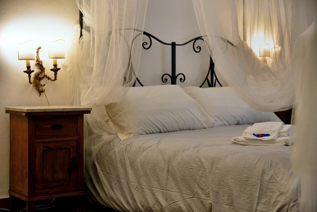 Real Teatro Umberto I Bed & Breakfast