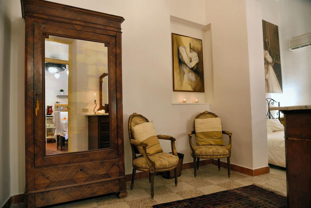 Bed & Breakfast Real Teatro Umberto I