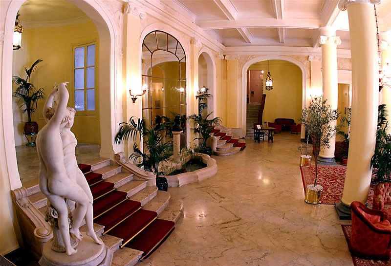 Hotel Grand Et Des Palmes 5*