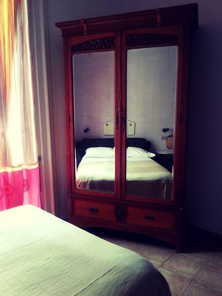 Regina Hotel