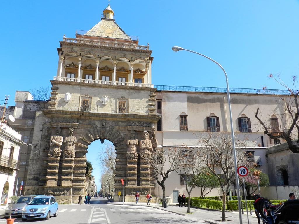 Orleans * Palermo