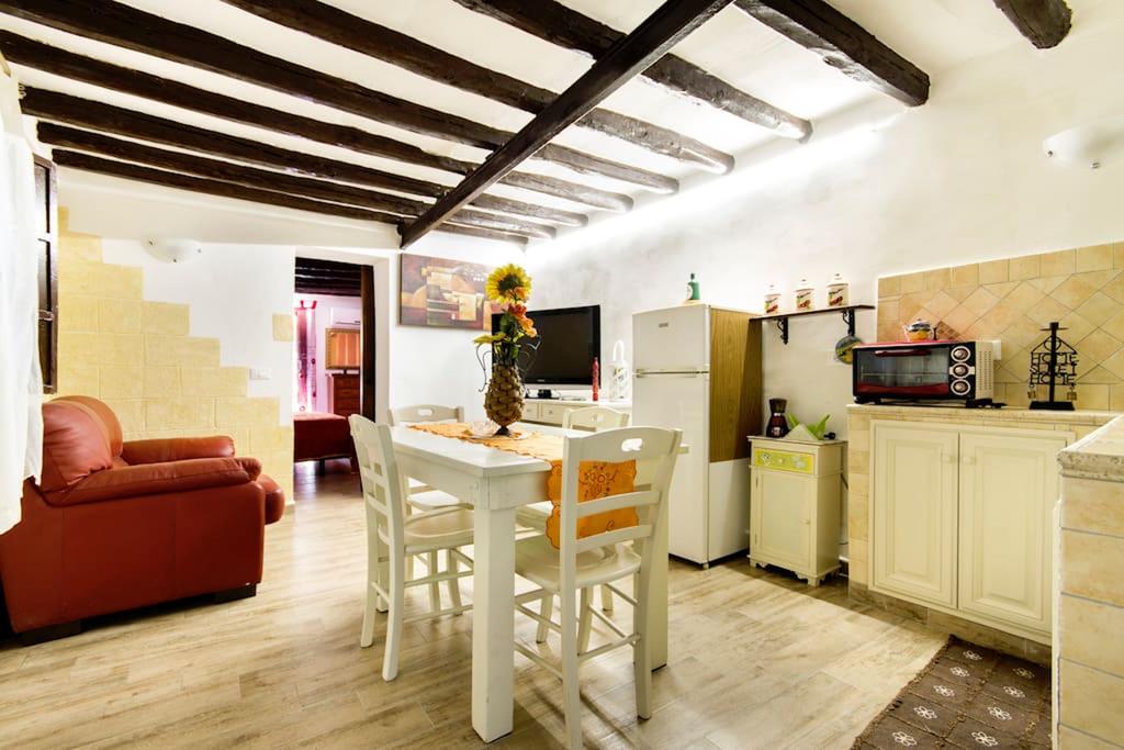 The Small Harbor House Apartment