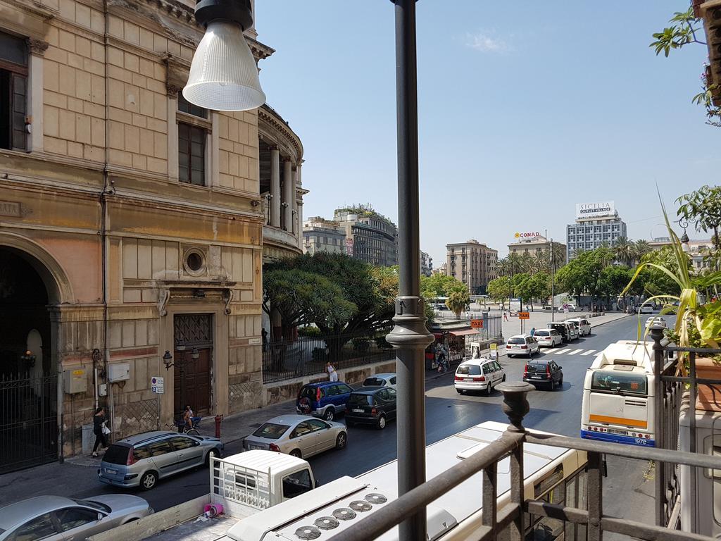 Piazza Politeama