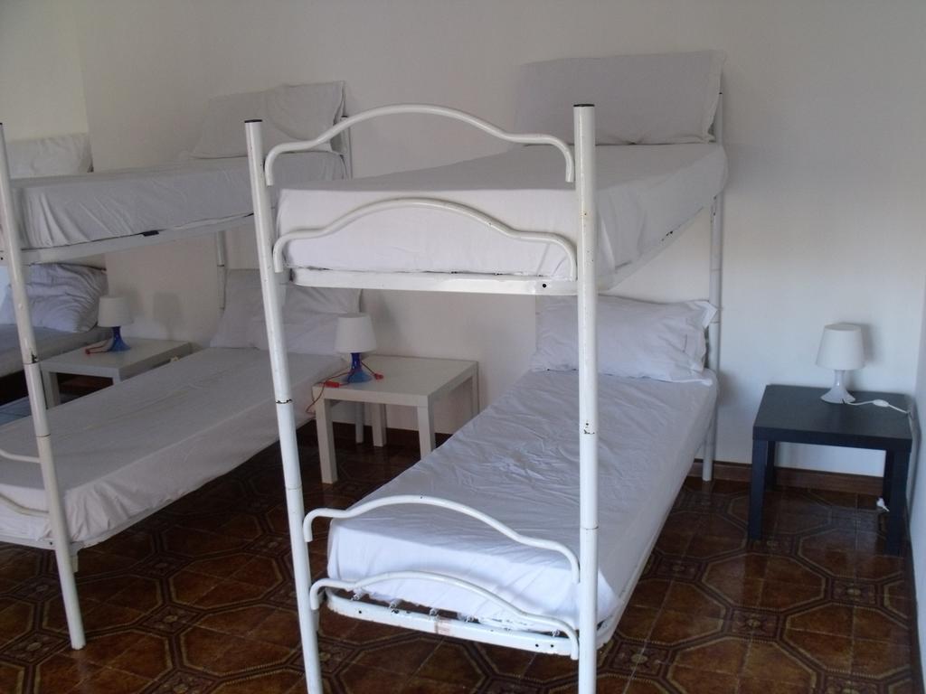 A Tre Passi Dal Centro *